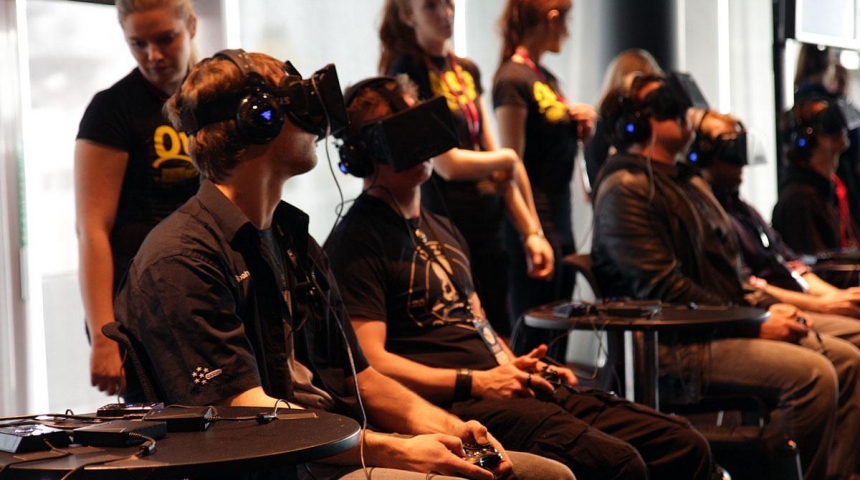 Oculus Rift наняли Кармака для разработки новых игр