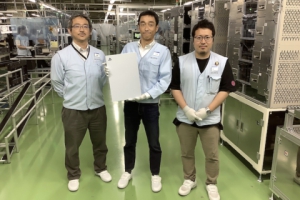 Появилось реальное фото PlayStation 5 с завода