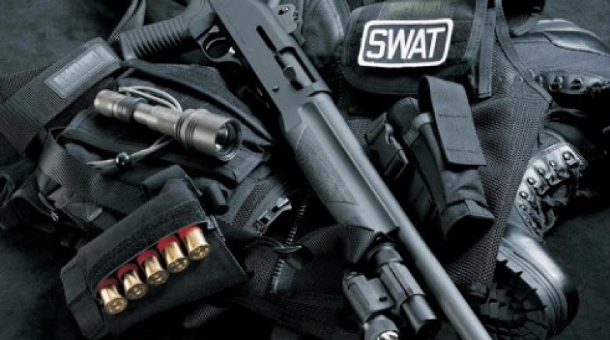 SWAT устроил штурм квартиры геймера когда тот играл в CS